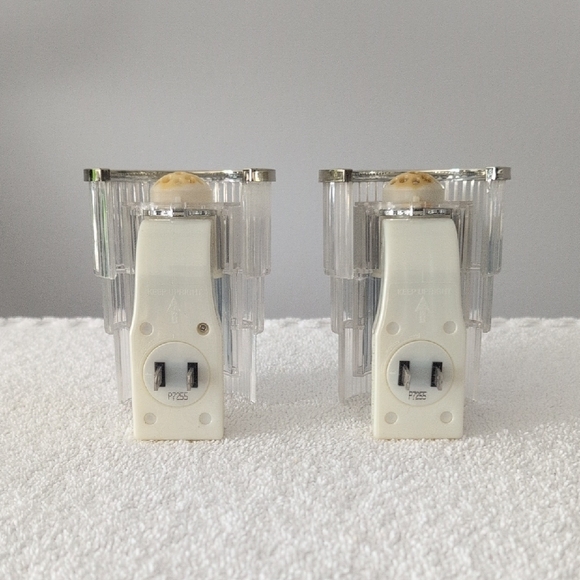 Silver Ribbed Cuff Bracelets - Picture 3 of 5